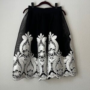 VARGA Black Mesh Skirt White Floral Embroidered Hem A-Line Size S